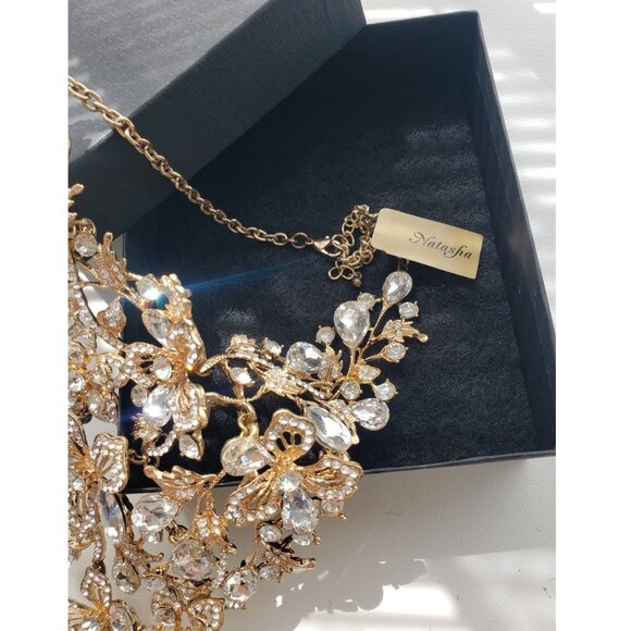 BNWT Statement Necklace Crystal Waterfall Gold Bib necklace, Lead free - Picture 6 of 12